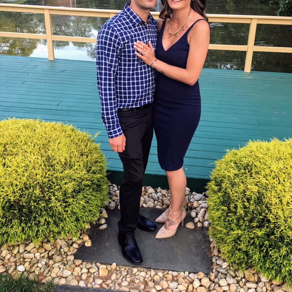 Like new navy body con dress